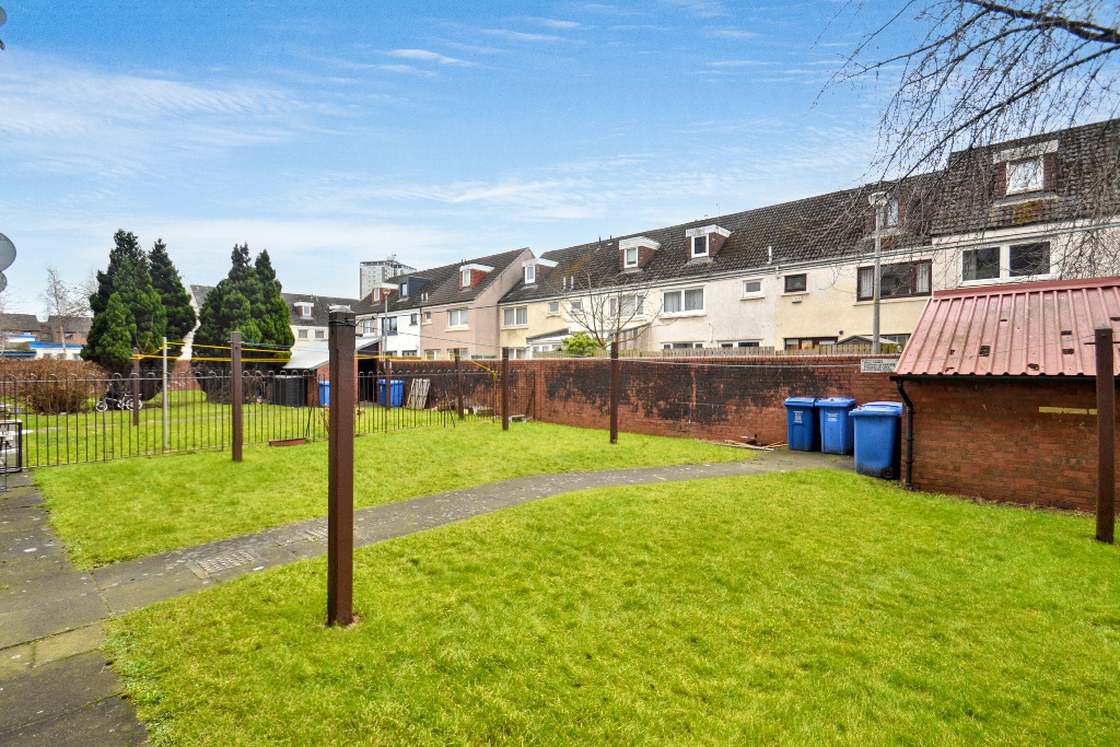 2 bed flat for sale in Medwyn Street, Glasgow  - Property Image 16