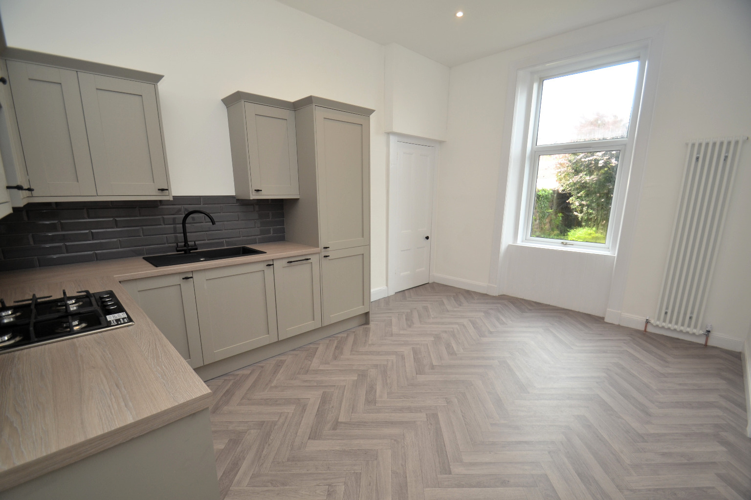 3 bed terraced house for sale in Ravenswood Drive, Glasgow  - Property Image 9