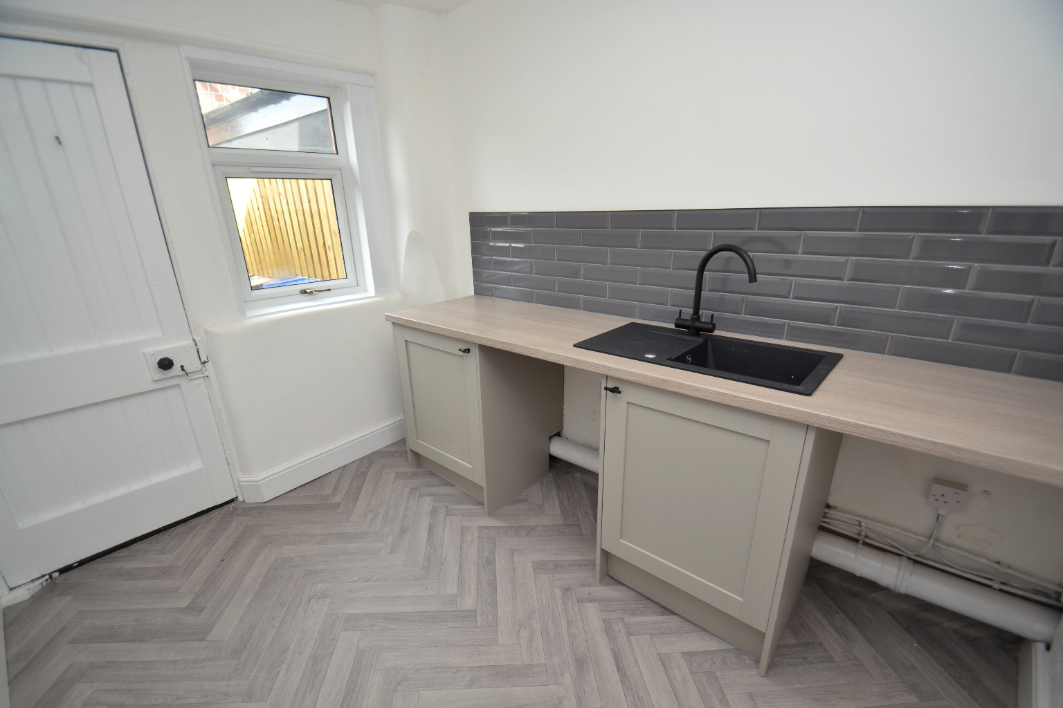 3 bed terraced house for sale in Ravenswood Drive, Glasgow  - Property Image 13