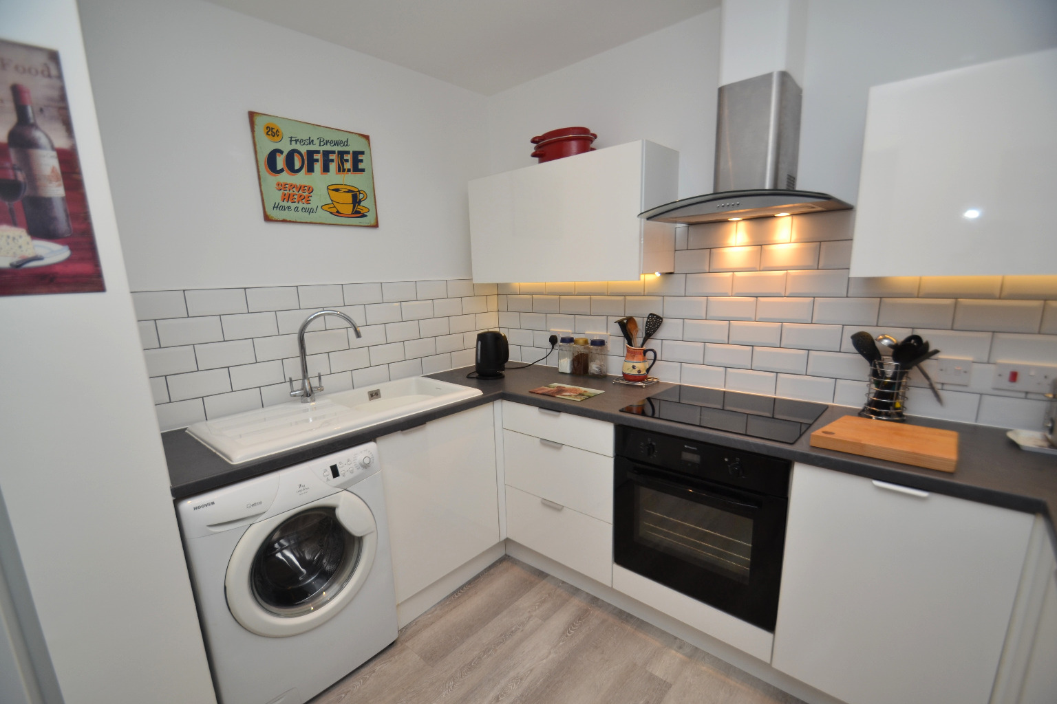 2 bed flat for sale in Kings Park Road, Glasgow  - Property Image 10