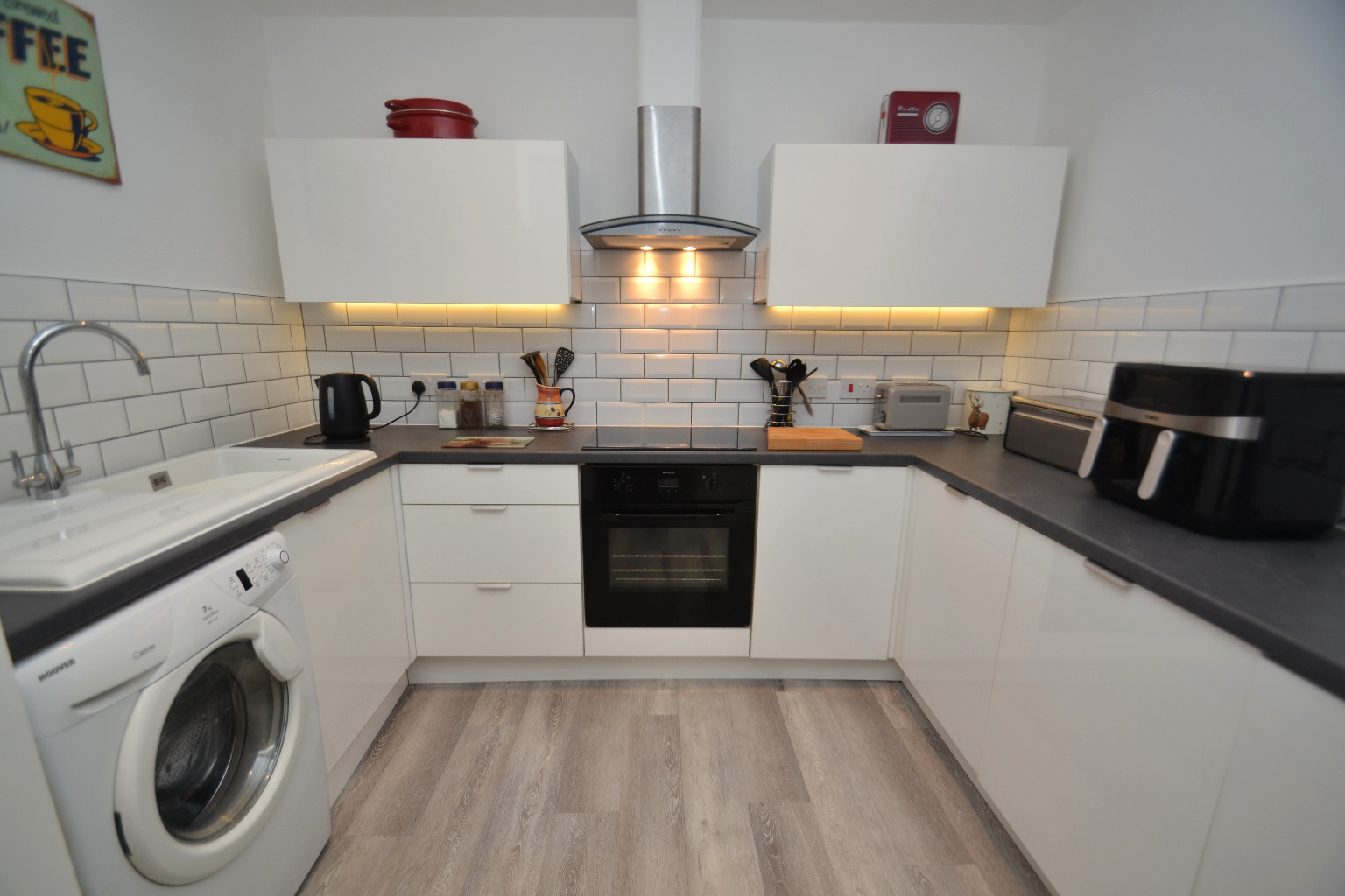 2 bed flat for sale in Kings Park Road, Glasgow  - Property Image 8