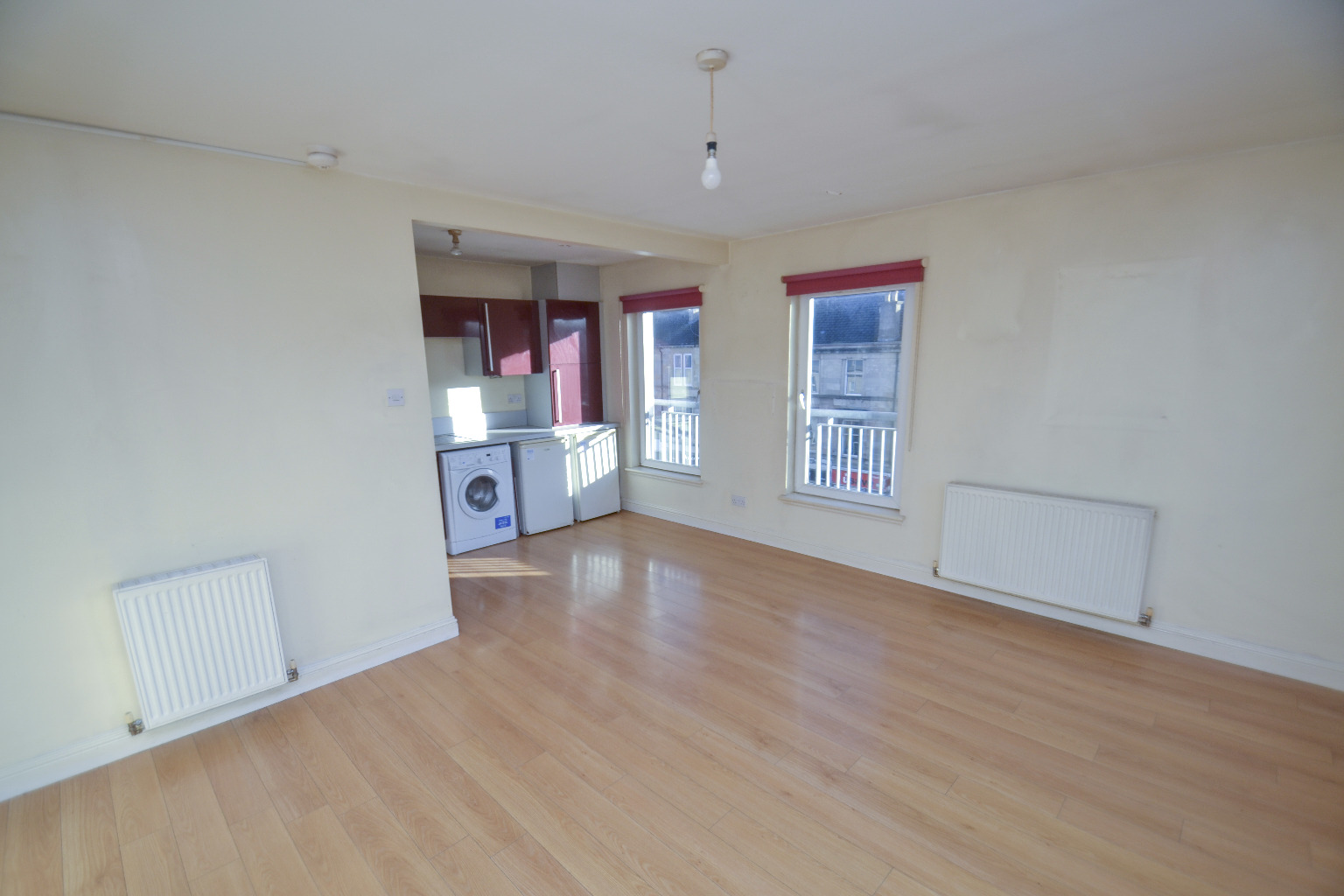 2 bed flat for sale in St Andrew's Road, Glasgow  - Property Image 5