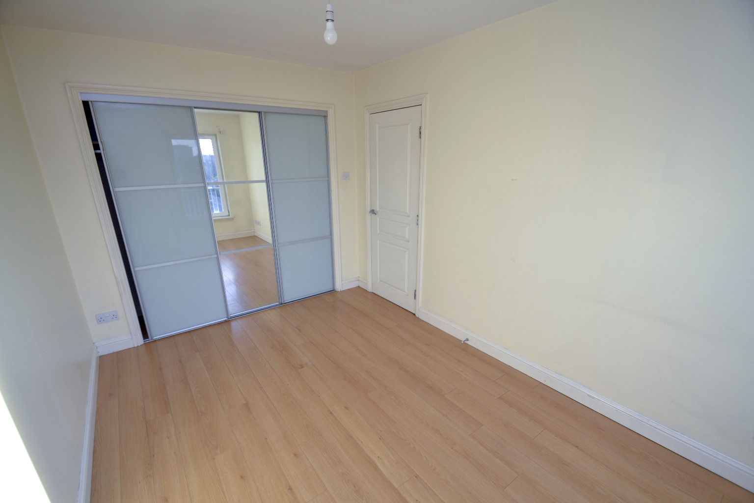 2 bed flat for sale in St Andrew's Road, Glasgow  - Property Image 9