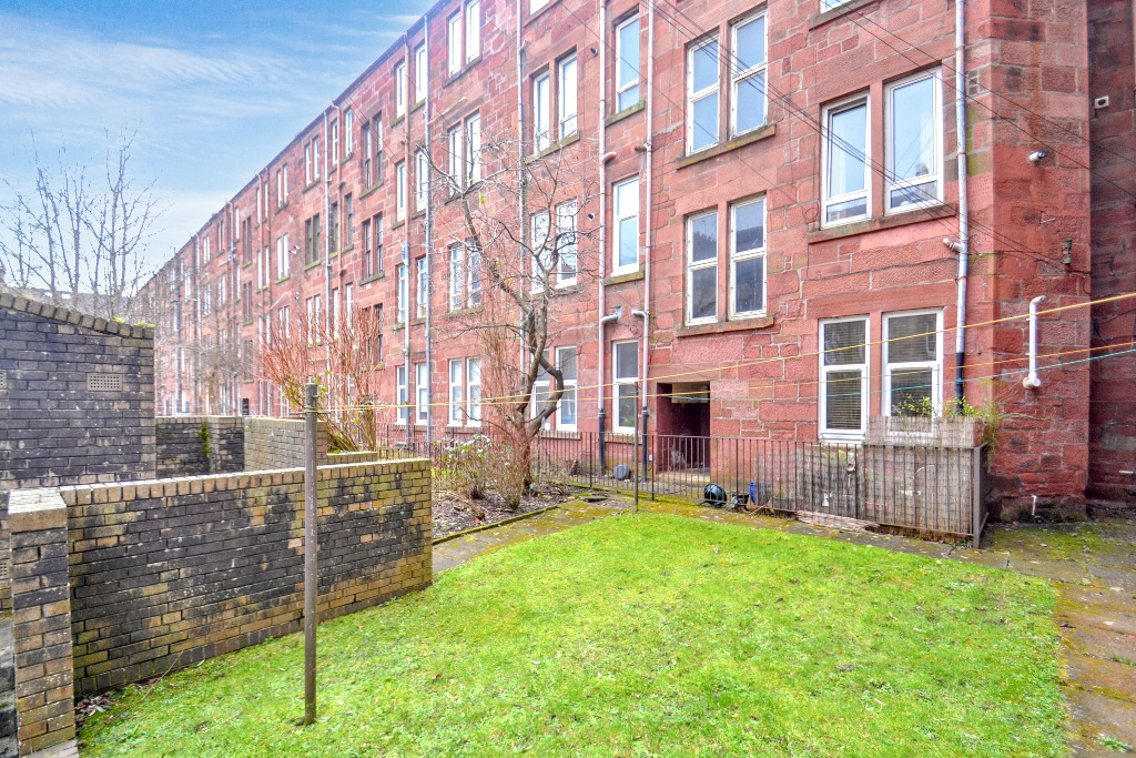 2 bed flat for sale in Lochleven Road, Glasgow  - Property Image 23