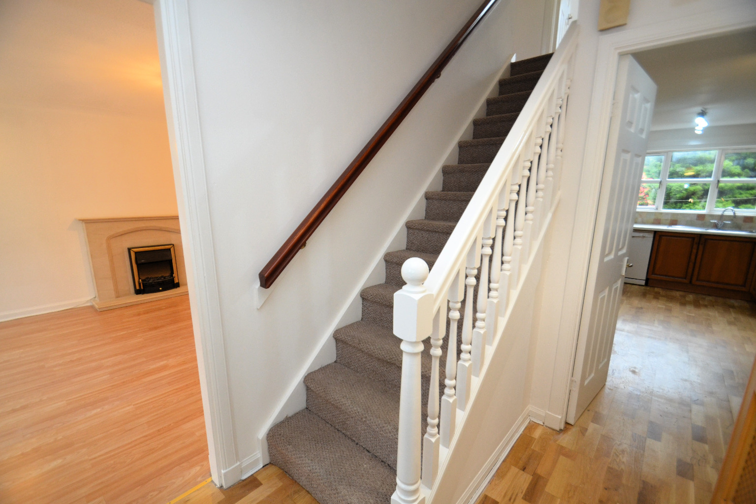 3 bed detached house for sale in Springkell Gardens, Glasgow  - Property Image 18