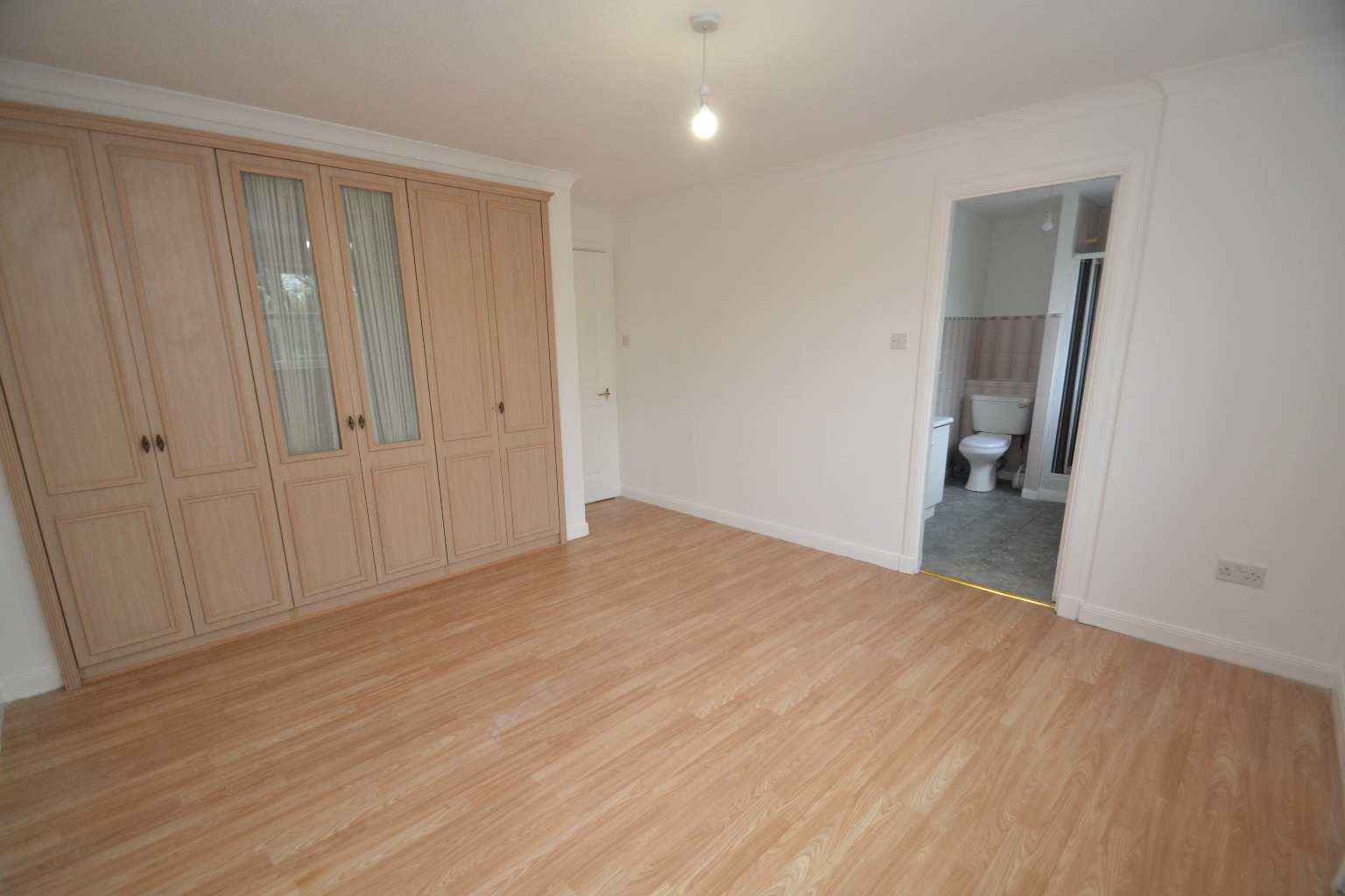 3 bed detached house for sale in Springkell Gardens, Glasgow  - Property Image 13