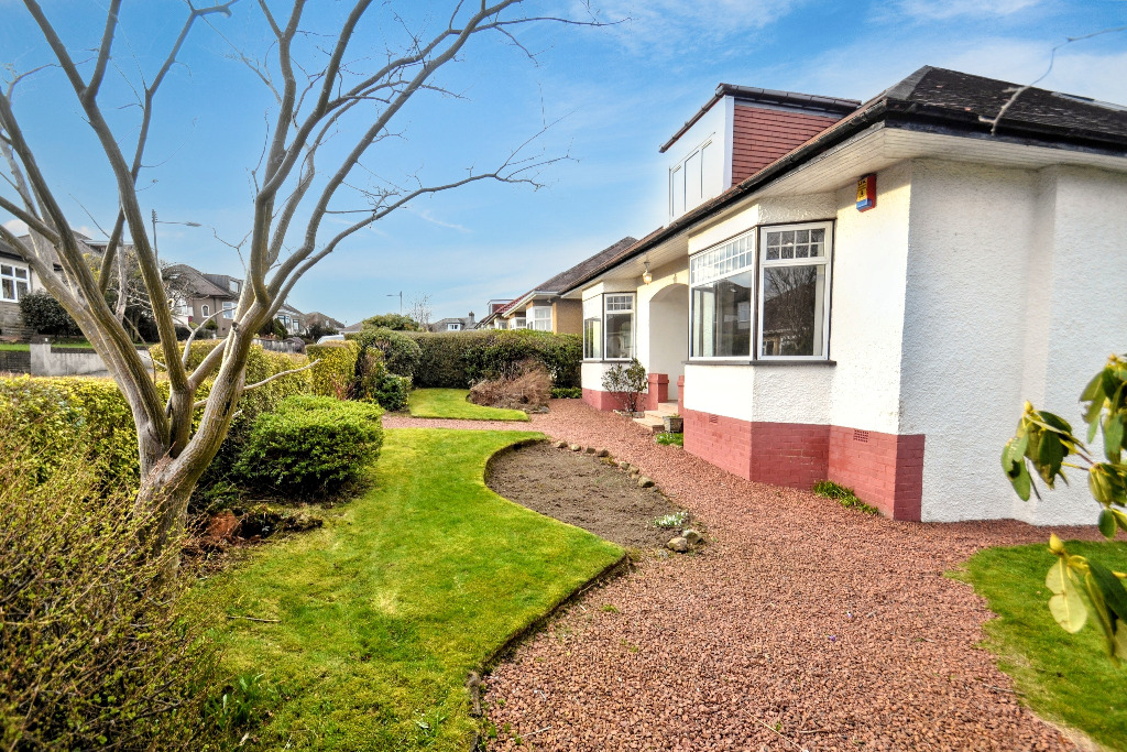 5 bed bungalow for sale in Pilmuir Avenue, Glasgow  - Property Image 33