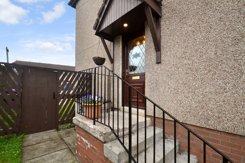3 bed flat to rent in Aikenhead Road, Glasgow  - Property Image 13