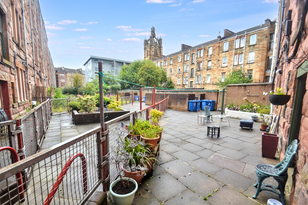 1 bed flat for sale in Calder Street, Glasgow  - Property Image 21