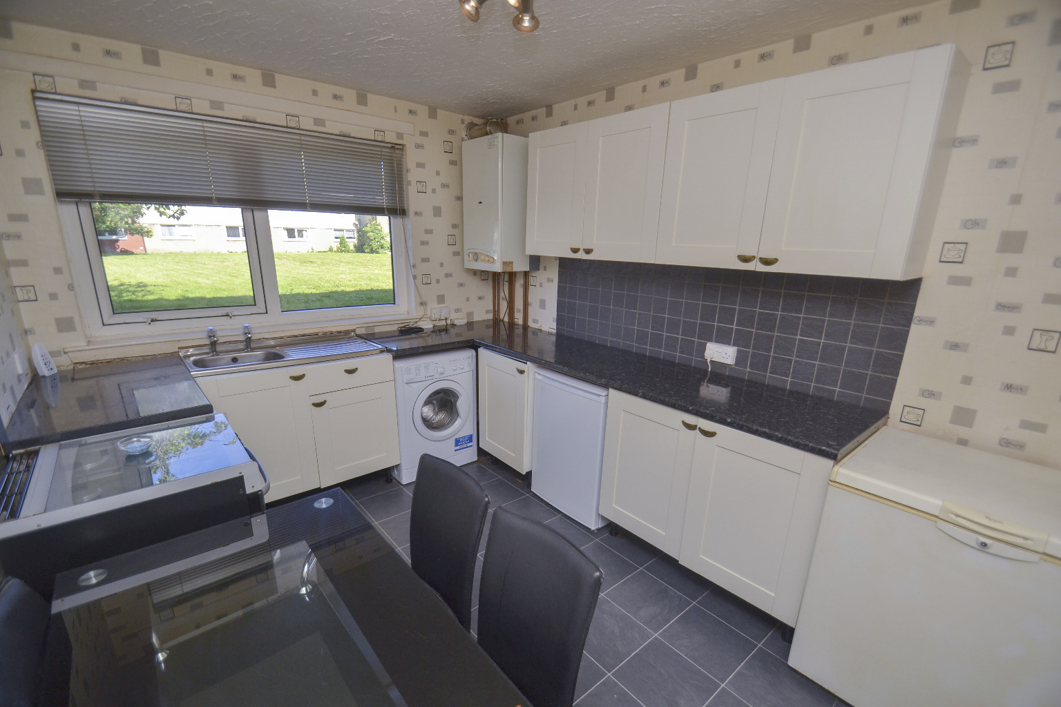 2 bed flat for sale in Mossvale Street, Paisley  - Property Image 4
