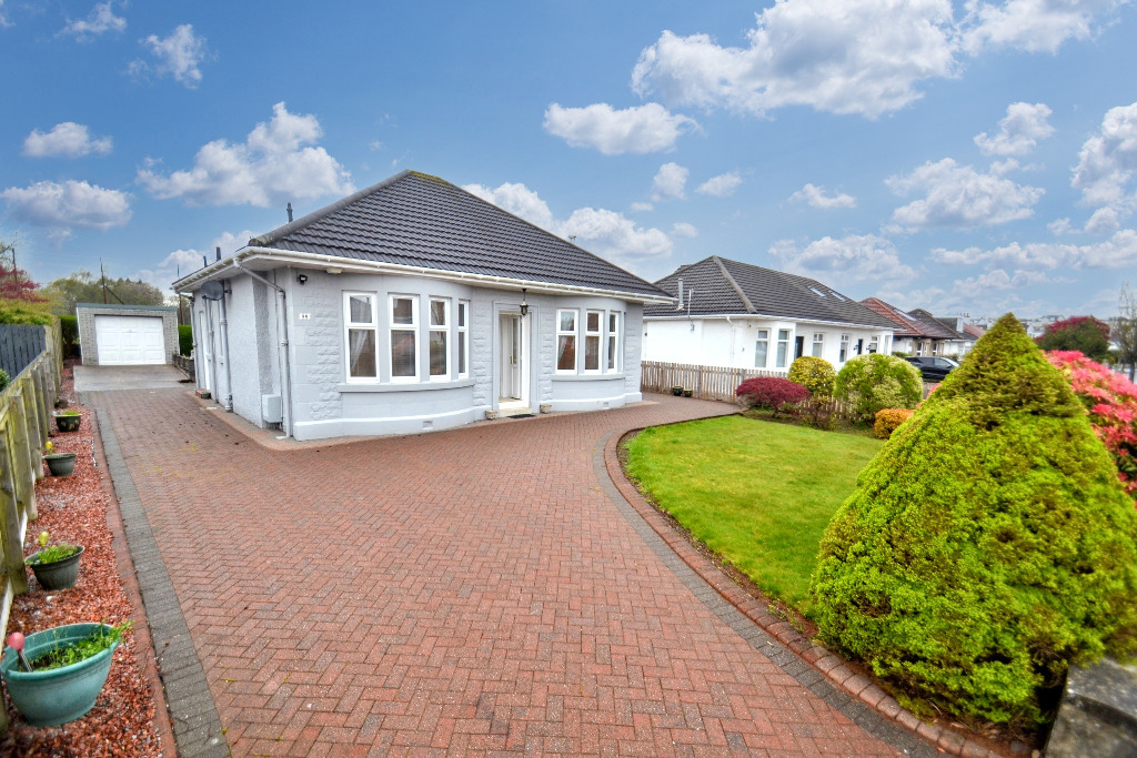 3 bed detached bungalow for sale in Duchray Drive, Paisley  - Property Image 3