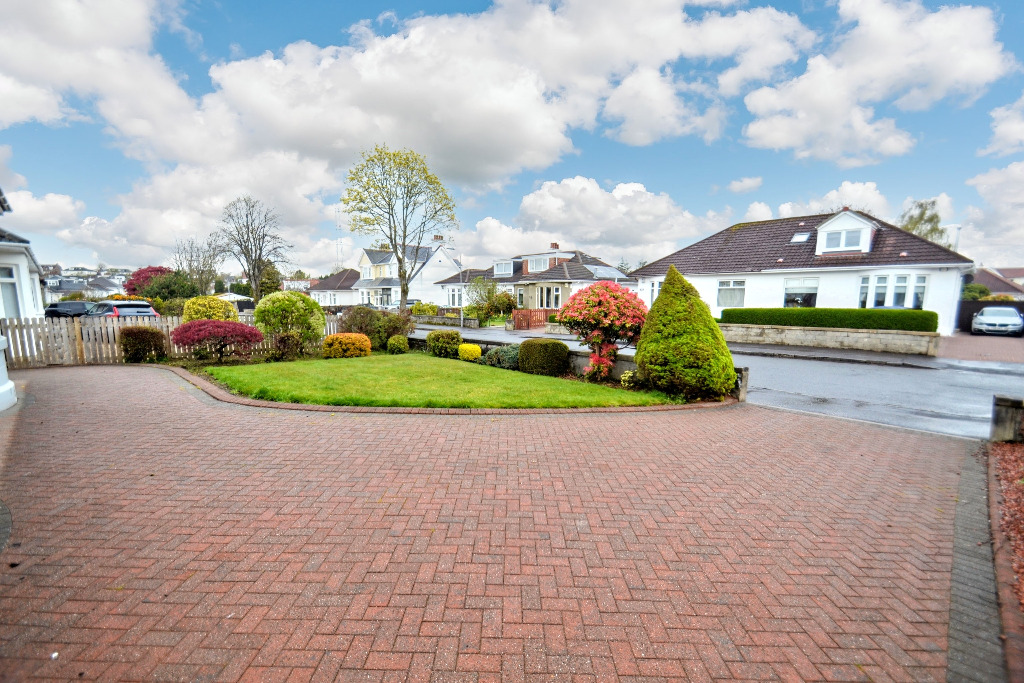 3 bed detached bungalow for sale in Duchray Drive, Paisley  - Property Image 4
