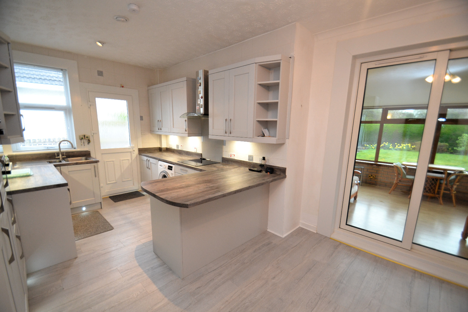 3 bed detached bungalow for sale in Duchray Drive, Paisley  - Property Image 10