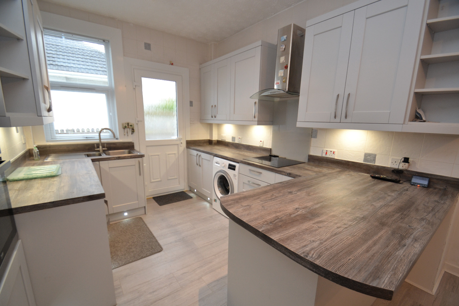 3 bed detached bungalow for sale in Duchray Drive, Paisley  - Property Image 8