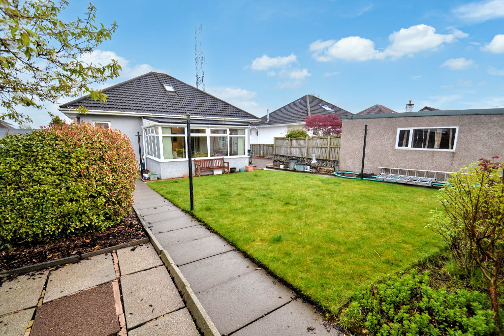 3 bed detached bungalow for sale in Duchray Drive, Paisley  - Property Image 20