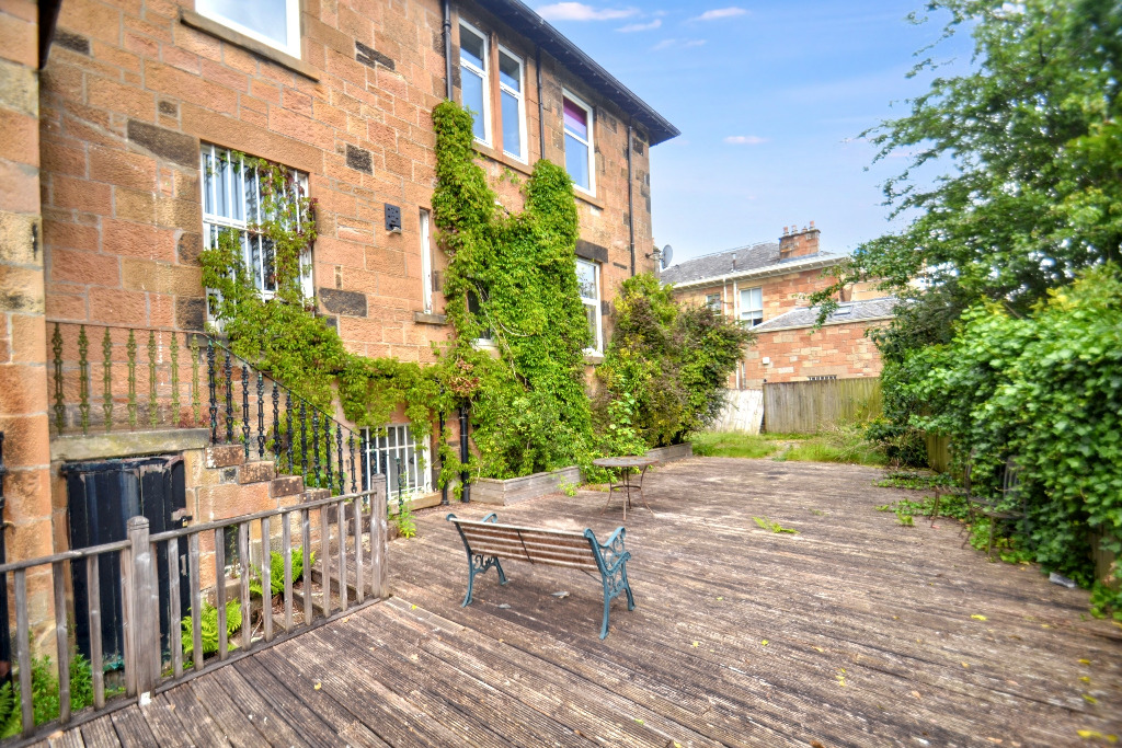 5 bed link detached house for sale in Newark Drive, Glasgow  - Property Image 35