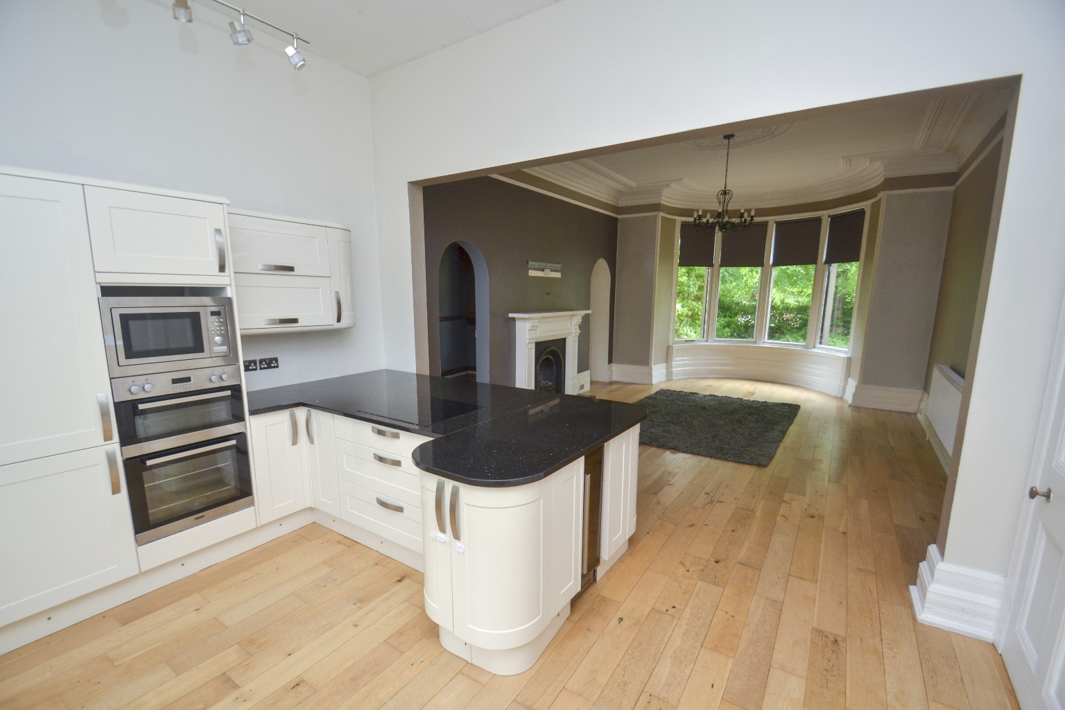 5 bed link detached house for sale in Newark Drive, Glasgow  - Property Image 11