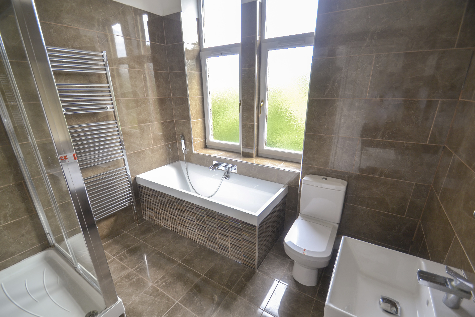 5 bed link detached house for sale in Newark Drive, Glasgow  - Property Image 32