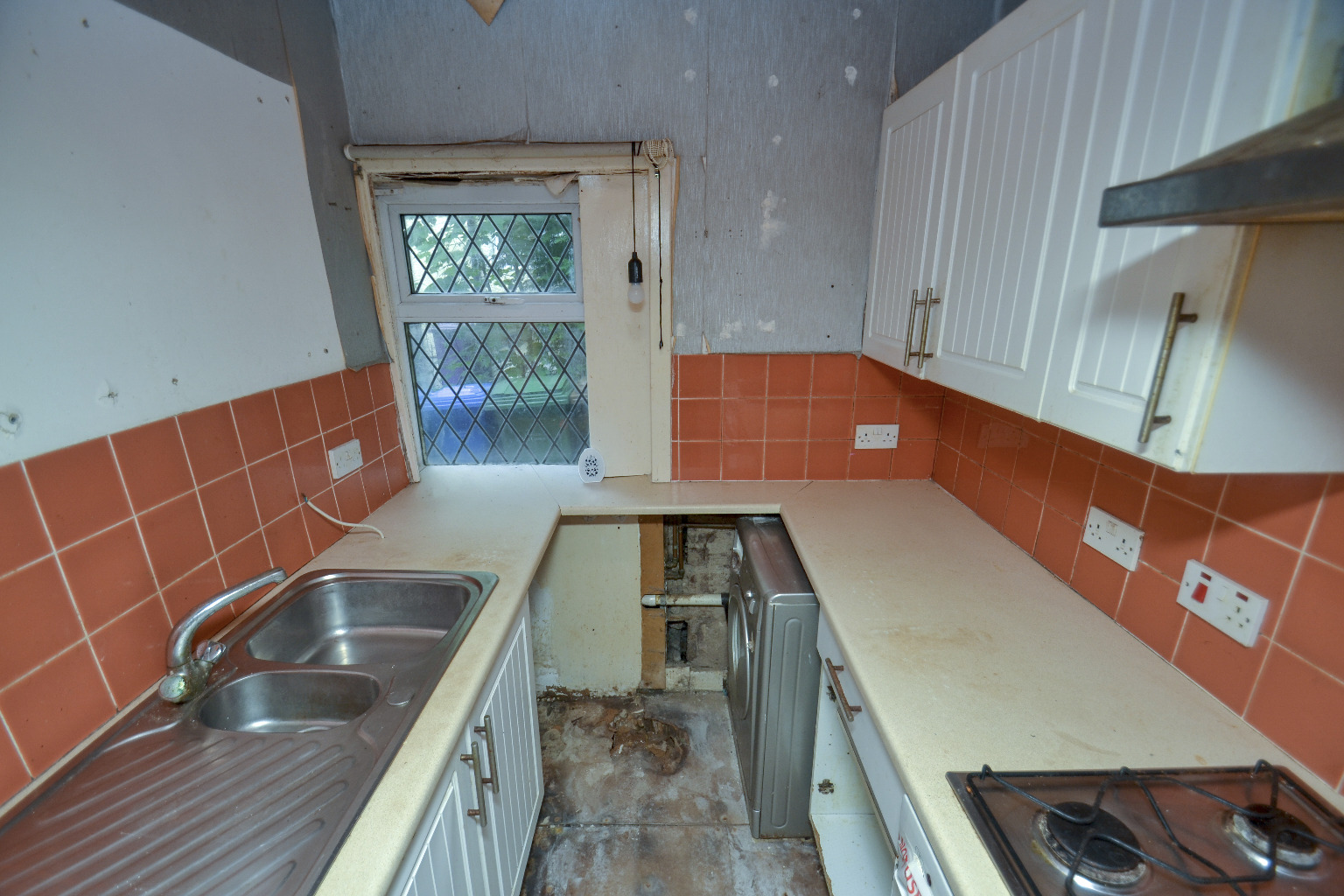 3 bed flat for sale in Highcroft Avenue, Glasgow  - Property Image 5