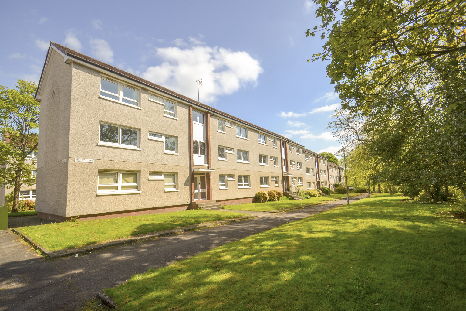 1 bed flat to rent in Maxwell Drive, Glasgow, G41