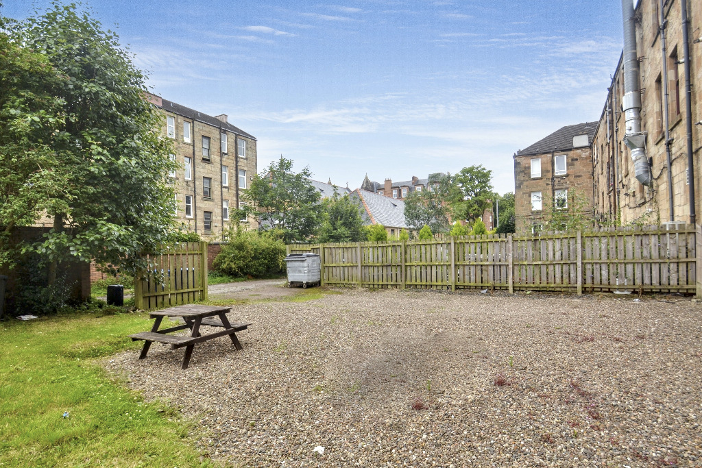 2 bed flat for sale in Pollokshaws Road, Glasgow  - Property Image 20