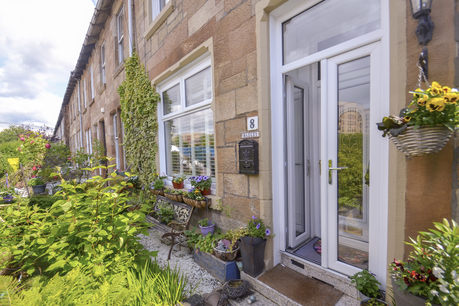 2 bed end of terrace house for sale in Prospecthill Road, Glasgow  - Property Image 2