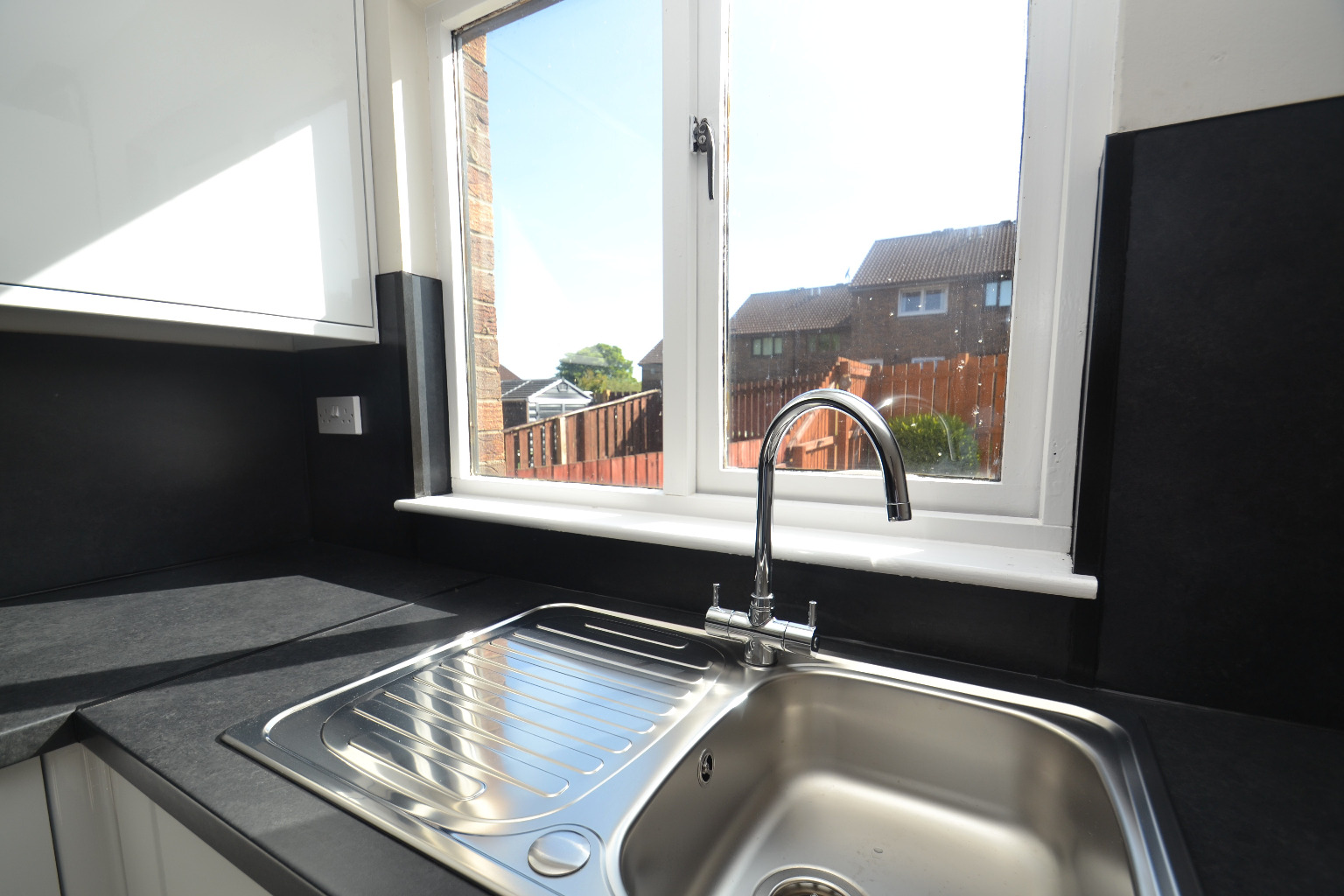 2 bed terraced house for sale in Berwick Place, Glasgow  - Property Image 8