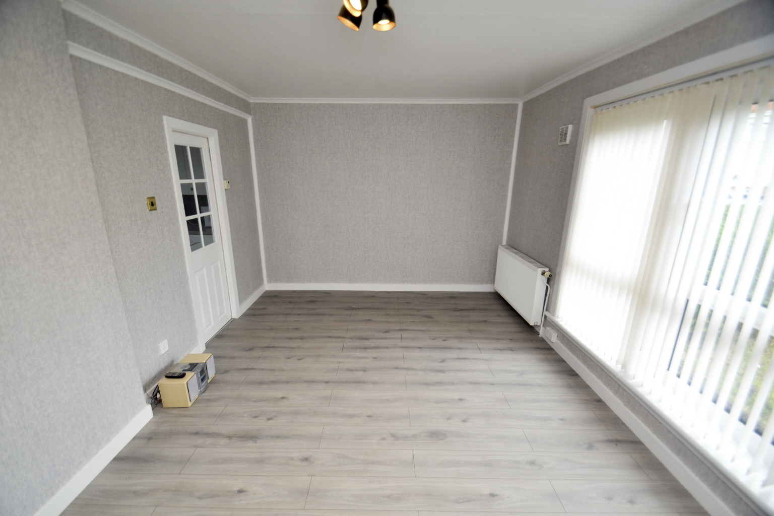 3 bed flat for sale in Stoneside Drive, Glasgow  - Property Image 4