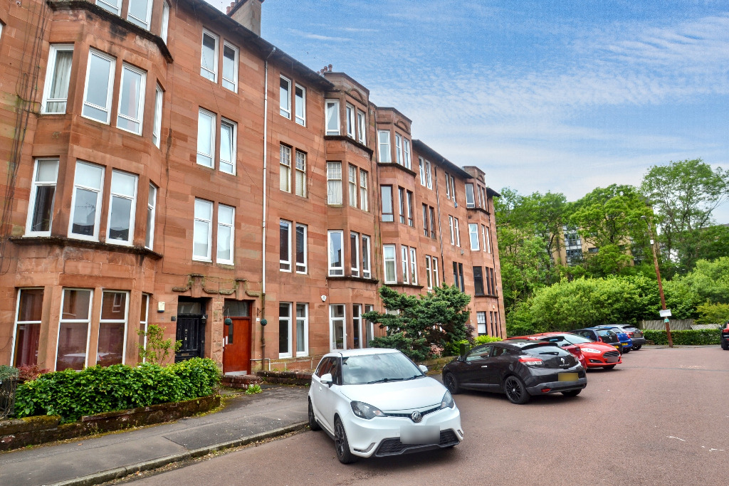 2 bed flat to rent in Cartha Street, Glasgow  - Property Image 1
