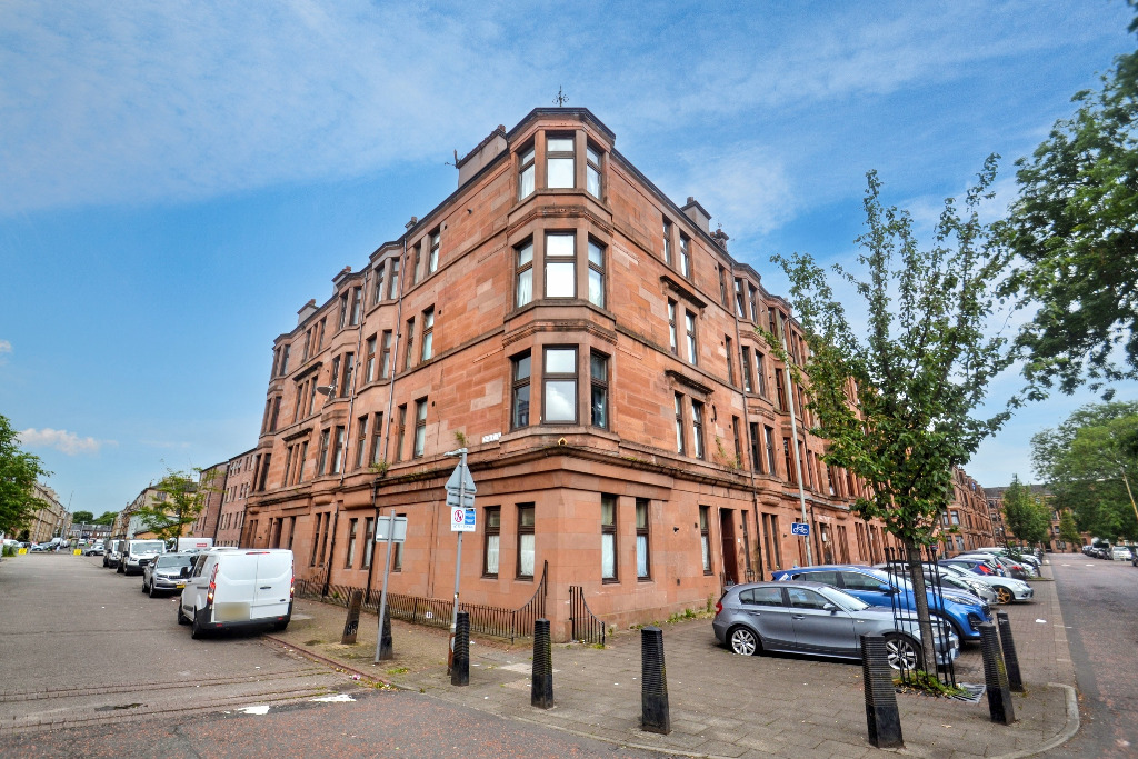 1 bed flat for sale in Govanhill Street, Glasgow - Property Image 1