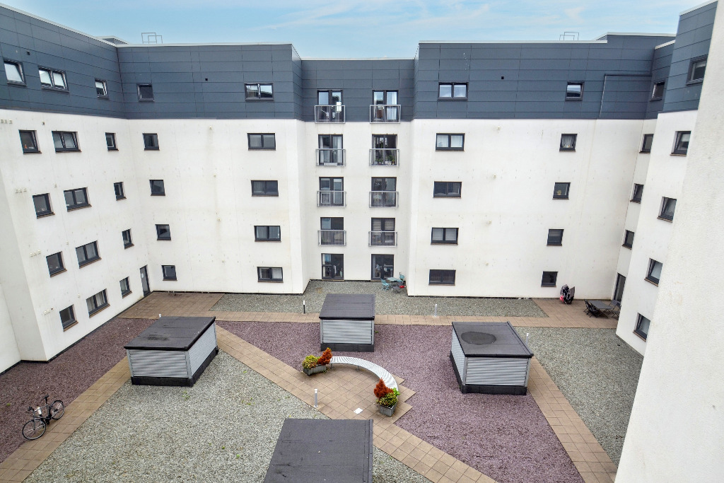 2 bed flat for sale in Pollokshaws Road, Glasgow  - Property Image 24