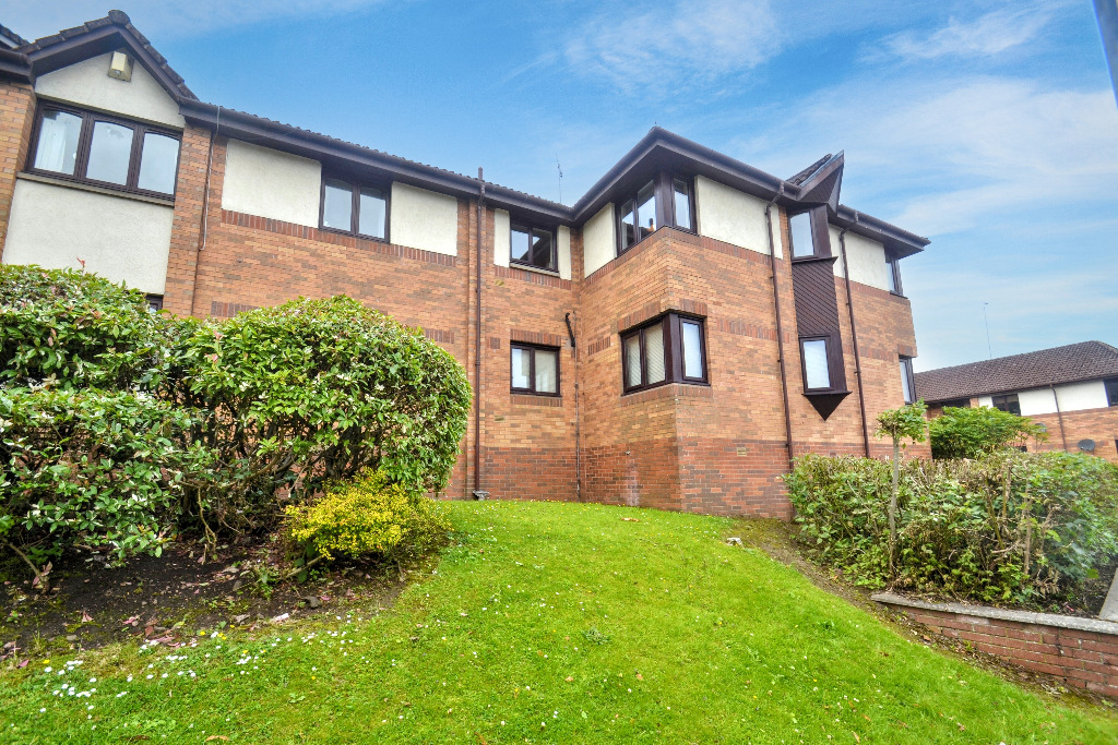 2 bed flat for sale in The Paddock, Glasgow  - Property Image 20