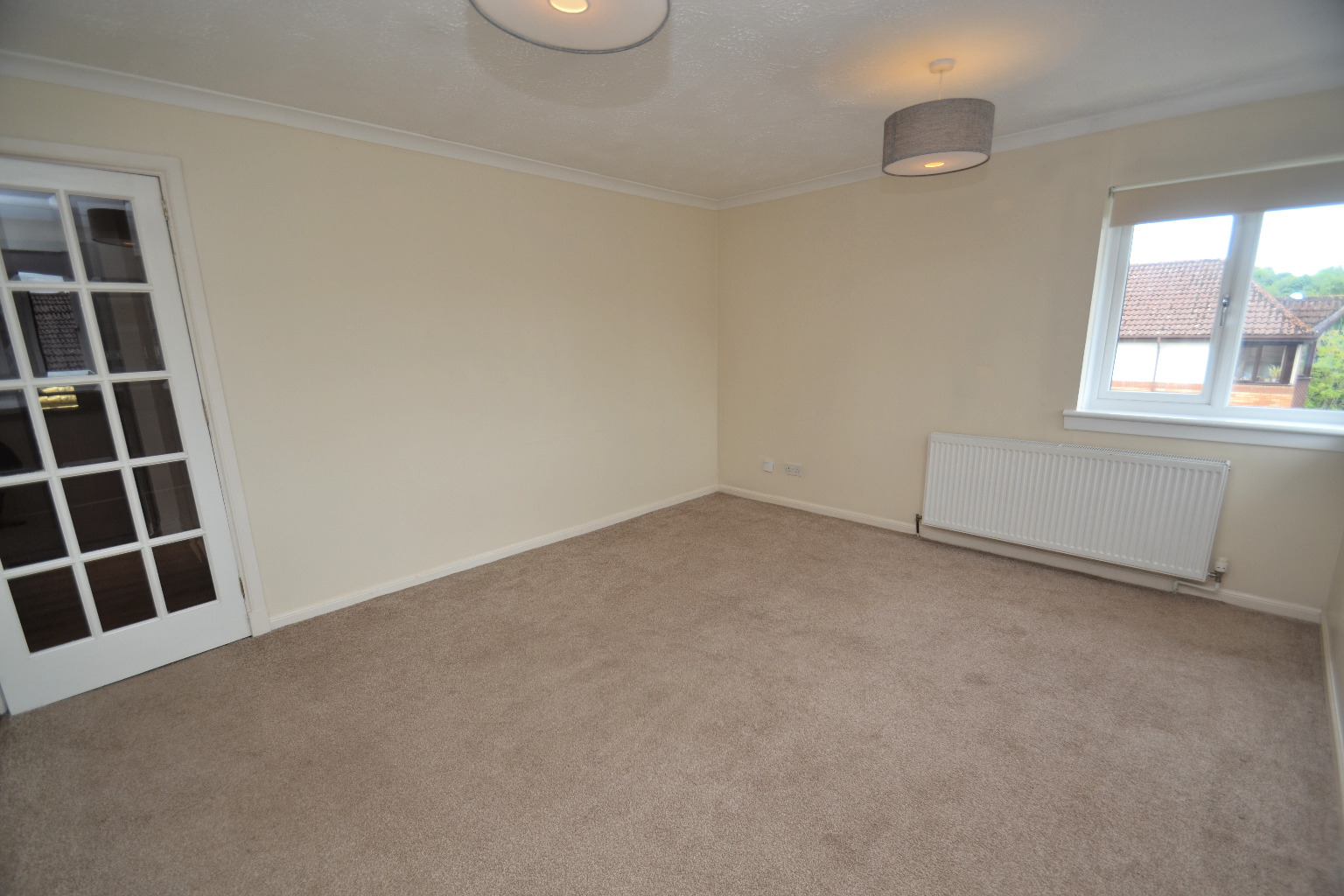 2 bed flat for sale in The Paddock, Glasgow  - Property Image 4