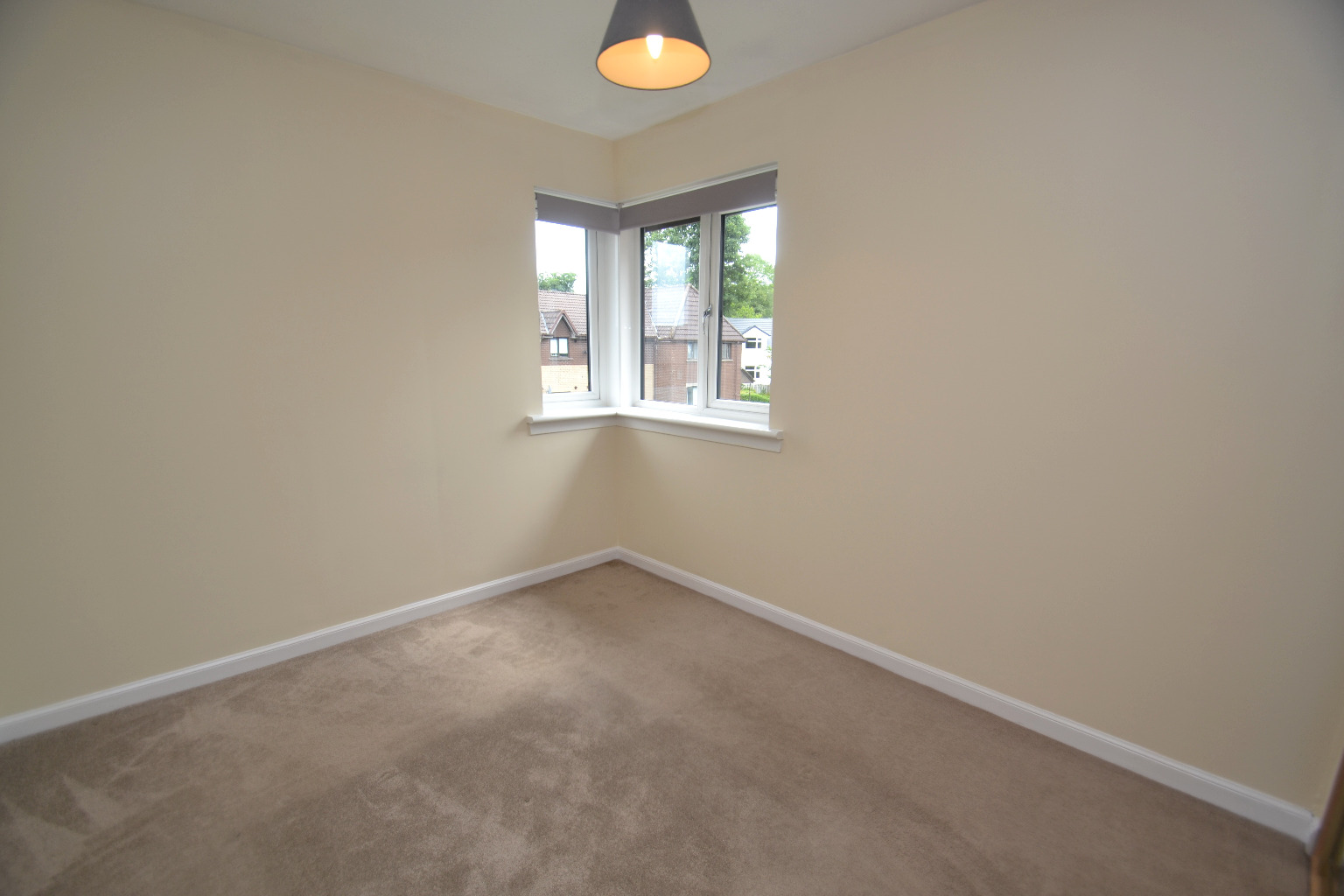 2 bed flat for sale in The Paddock, Glasgow  - Property Image 10
