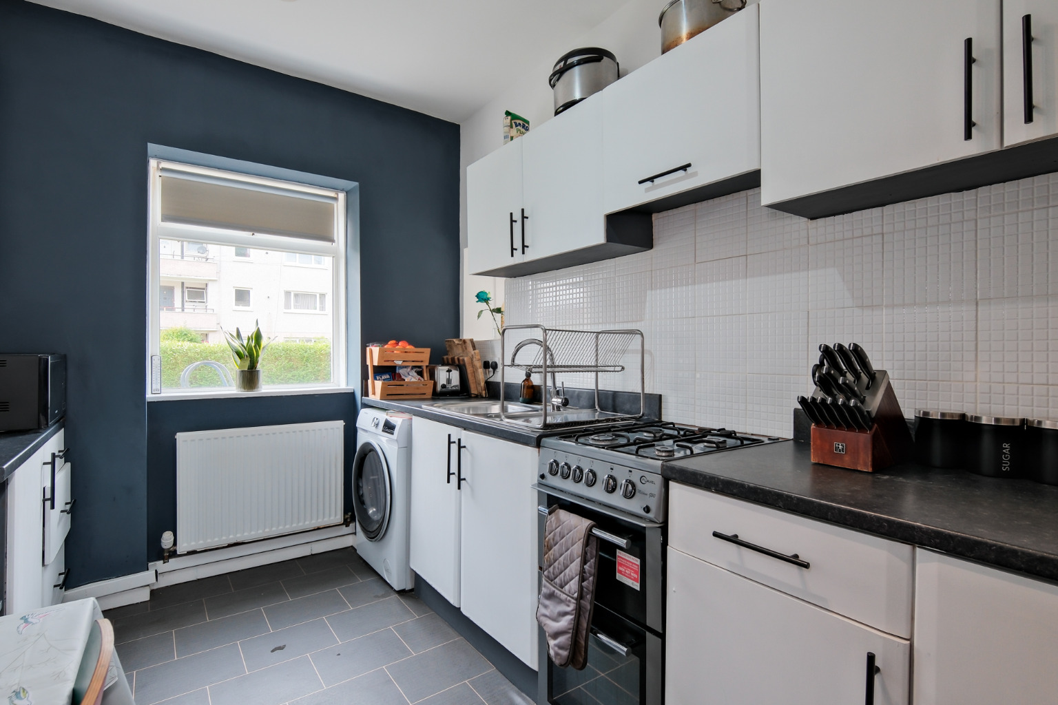 2 bed flat for sale in Cherrybank Road, Glasgow  - Property Image 6