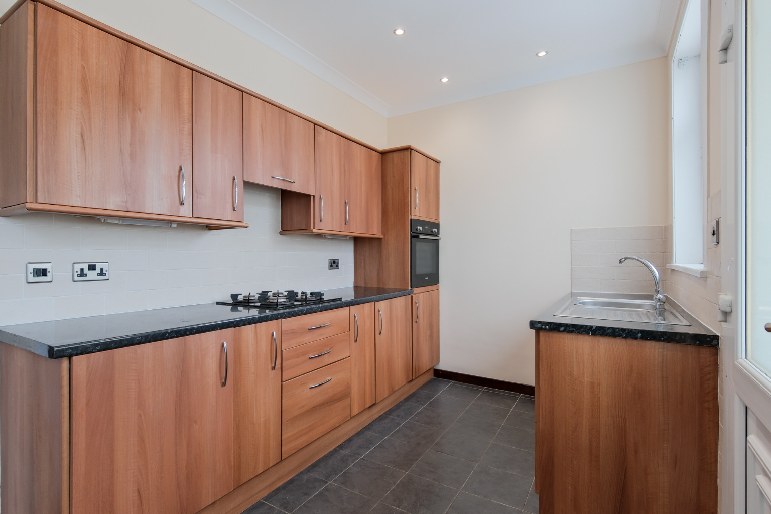 3 bed detached bungalow for sale in Mulben Crescent, Glasgow  - Property Image 11