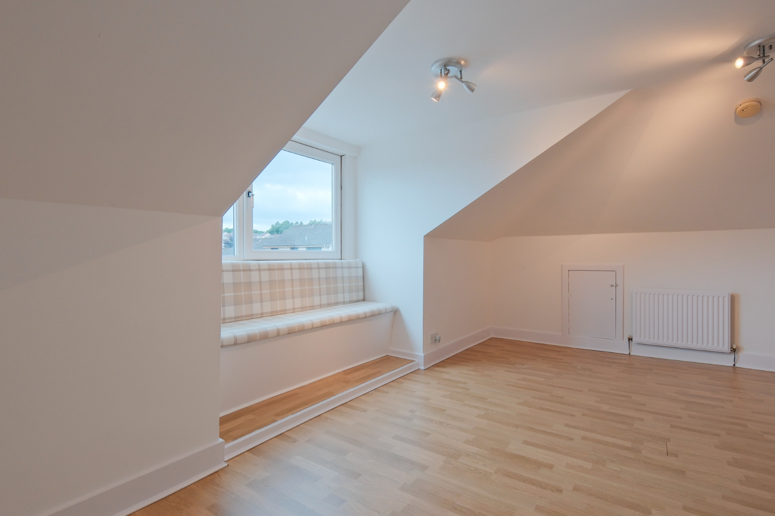 3 bed detached bungalow for sale in Mulben Crescent, Glasgow  - Property Image 37