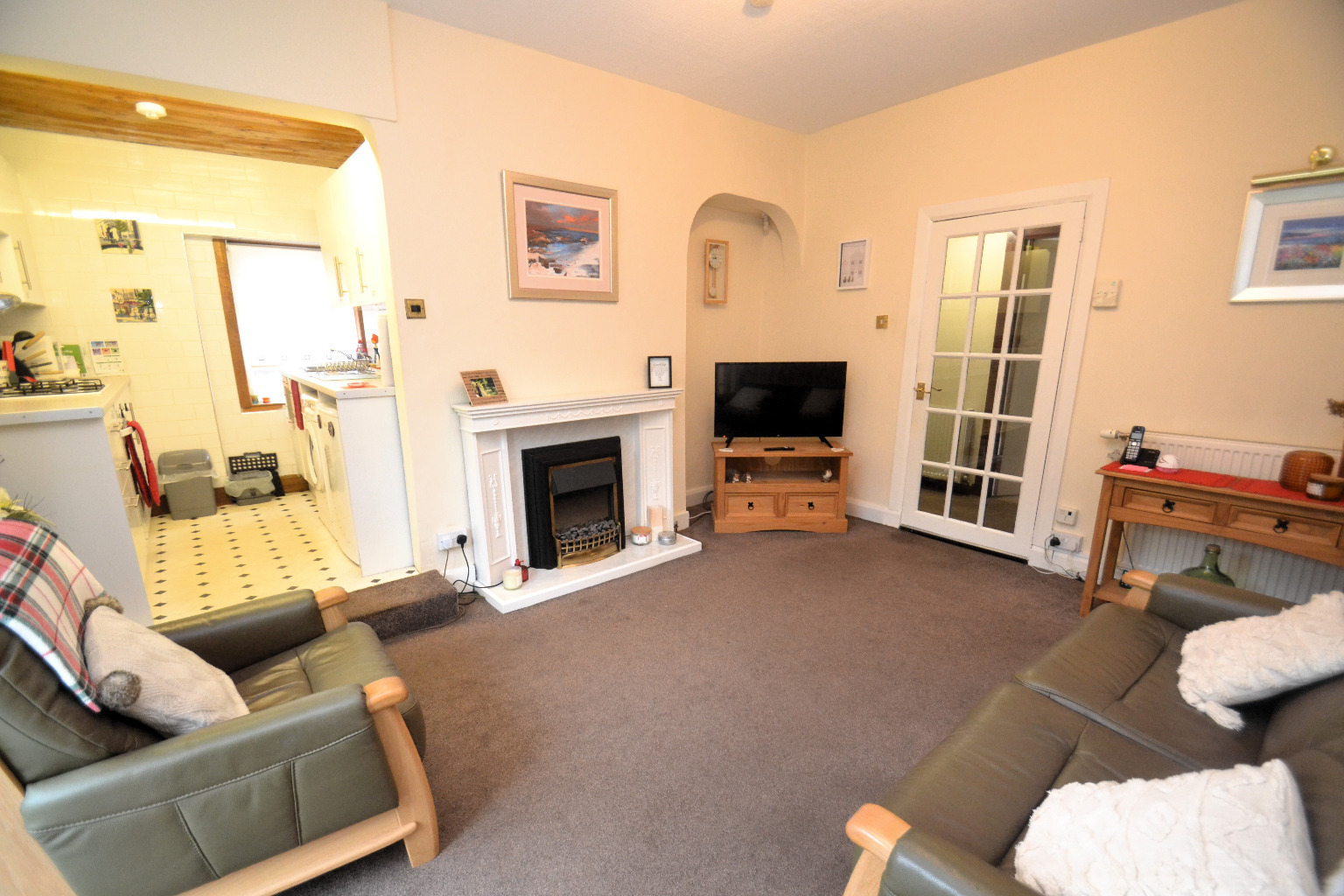 3 bed flat for sale in Bencroft Drive, Glasgow  - Property Image 3