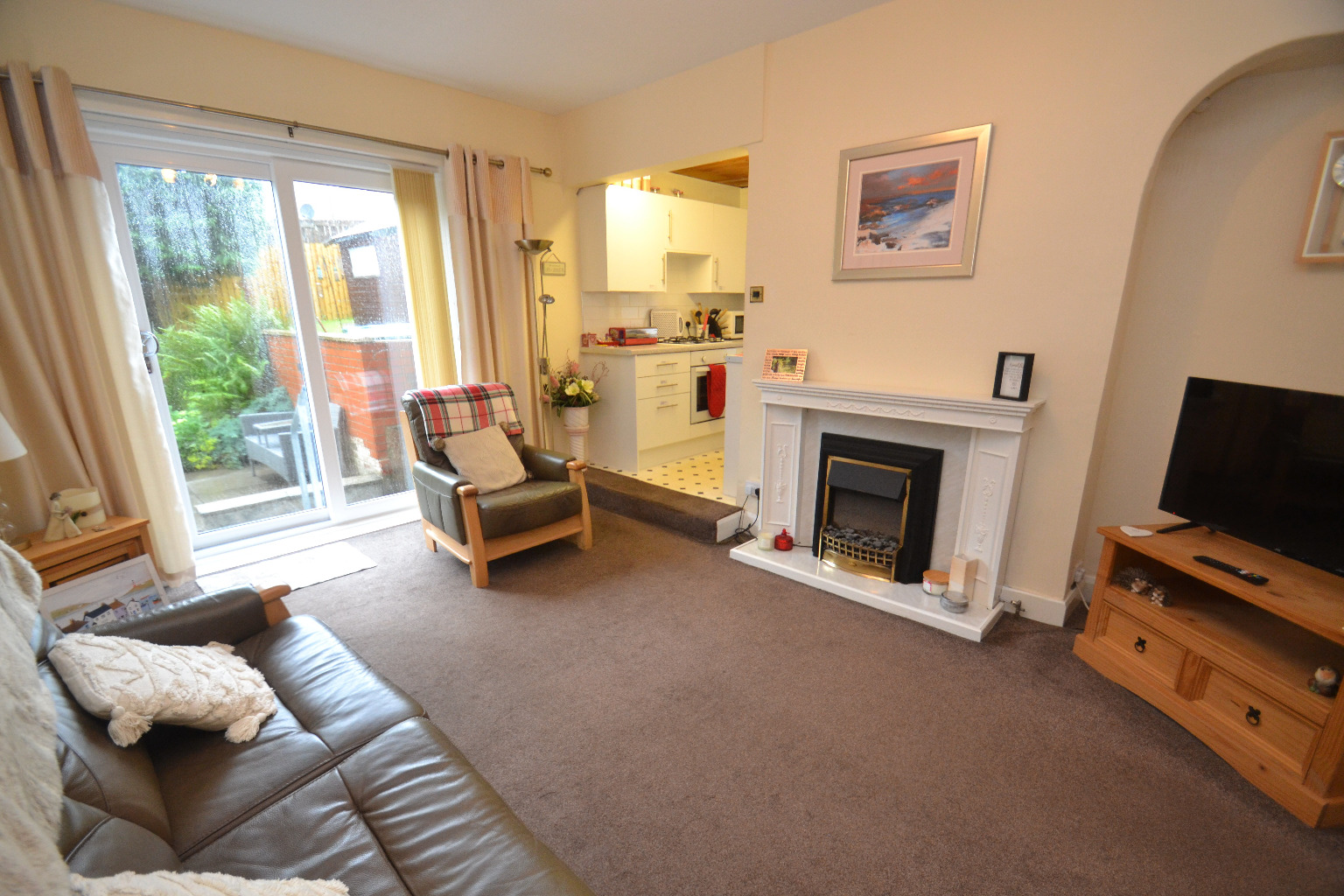 3 bed flat for sale in Bencroft Drive, Glasgow  - Property Image 2