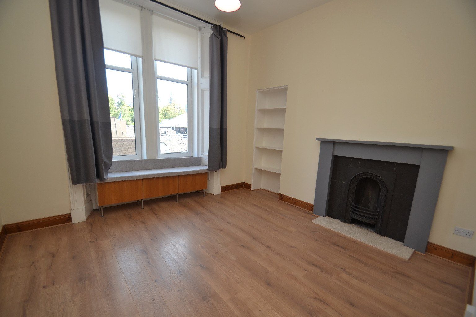 2 bed flat for sale in Byres Road, Glasgow  - Property Image 2