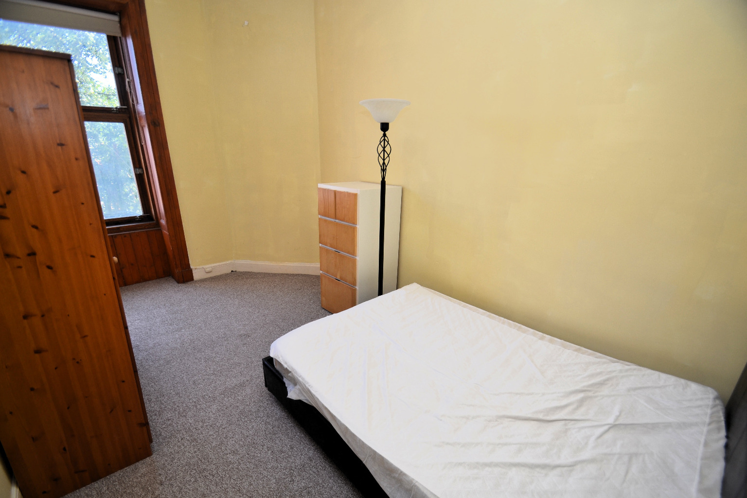 2 bed flat for sale in Waverley Gardens, Glasgow  - Property Image 9