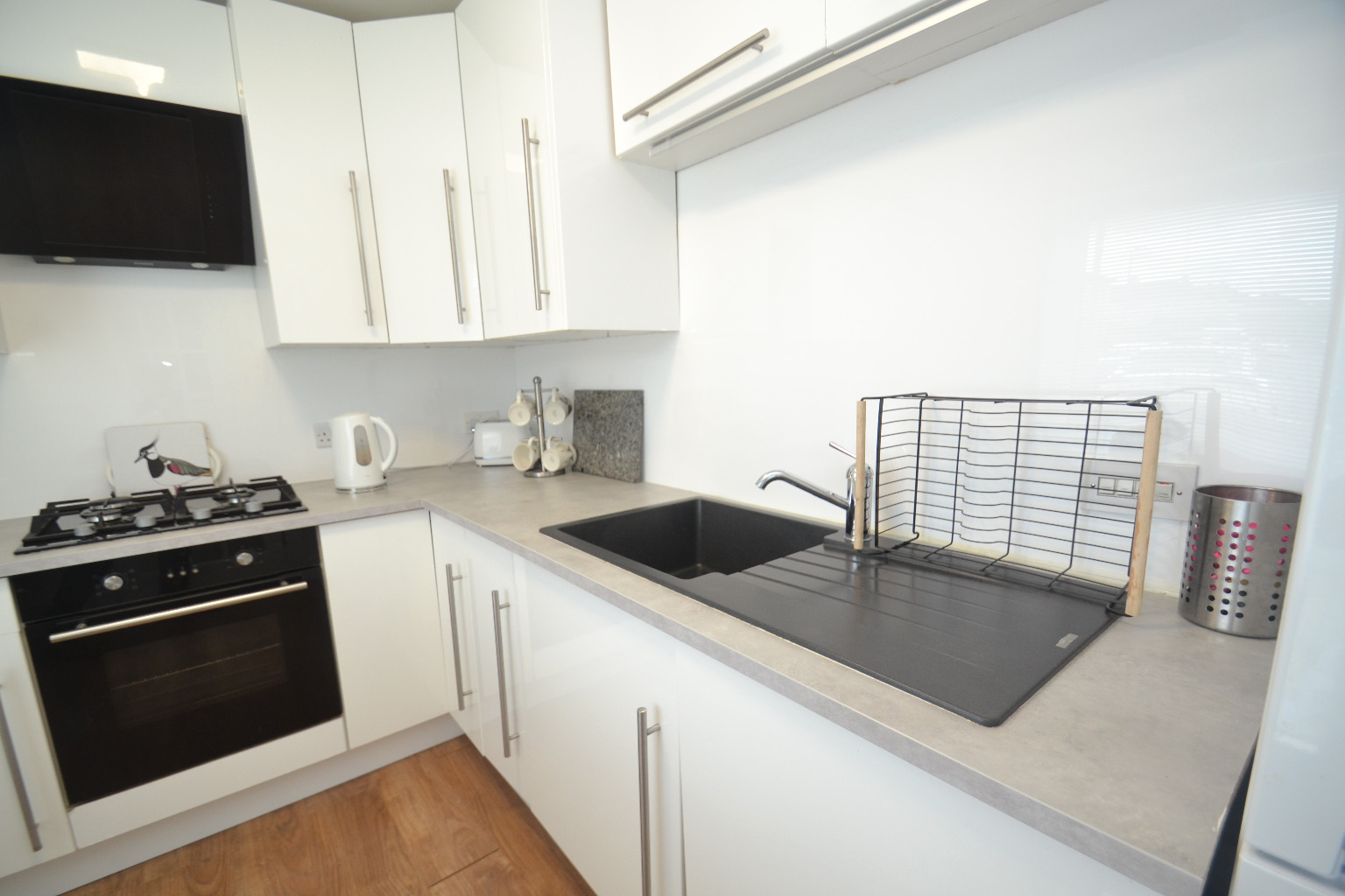 2 bed flat for sale in Jenny Lind Court, Glasgow  - Property Image 7