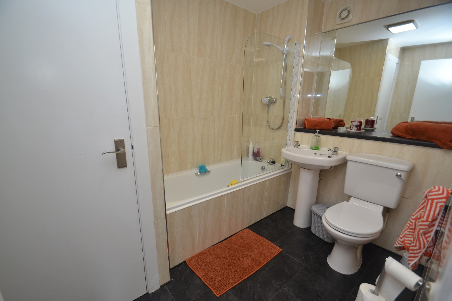 2 bed flat for sale in Jenny Lind Court, Glasgow  - Property Image 13