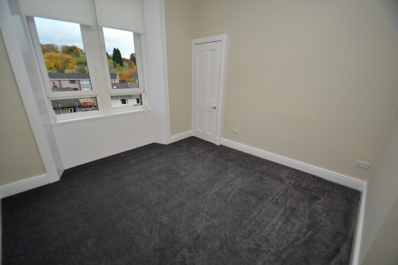 2 bed flat to rent in Clarkston Road, Glasgow  - Property Image 5