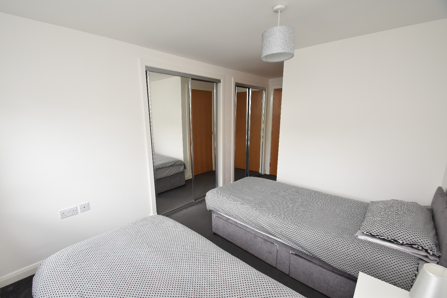 2 bed flat for sale in Queen Elizabeth Gardens, Glasgow  - Property Image 9
