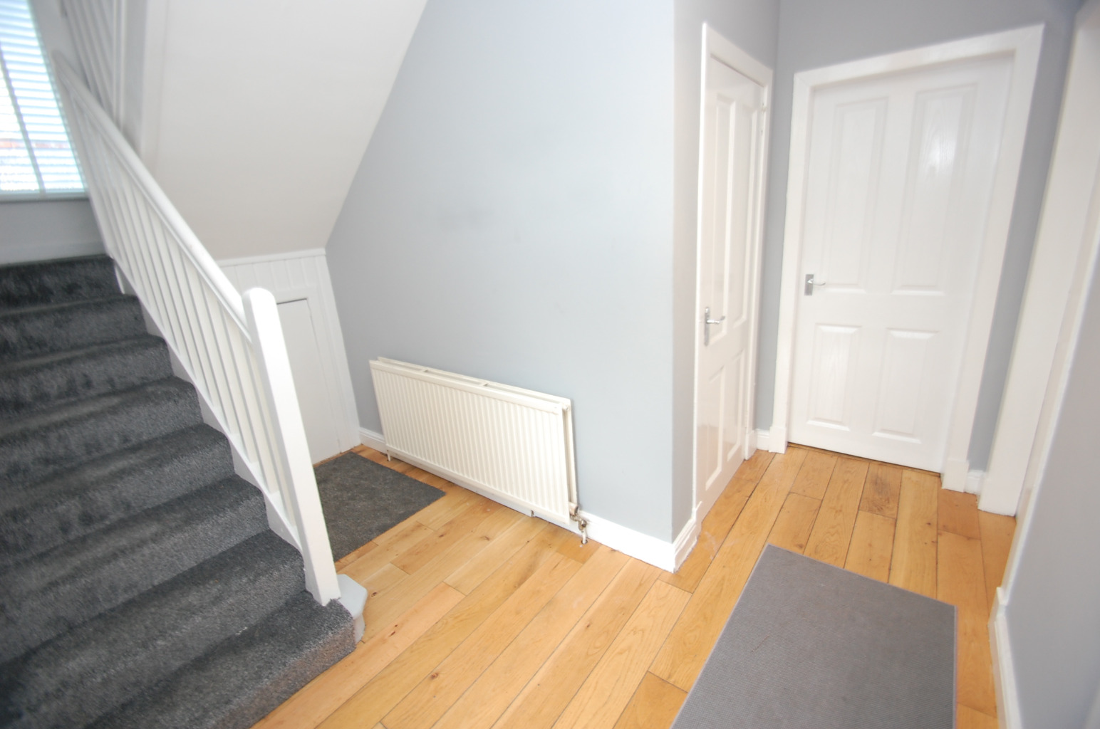 3 bed semi-detached house for sale in Oxton Drive, Glasgow  - Property Image 2