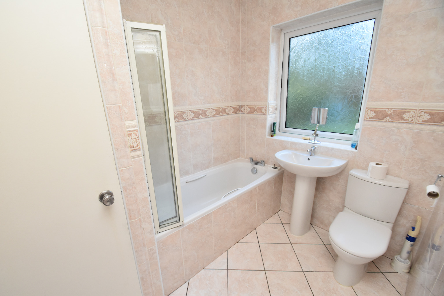 3 bed ground floor flat for sale in Rosshill Avenue, Glasgow  - Property Image 7