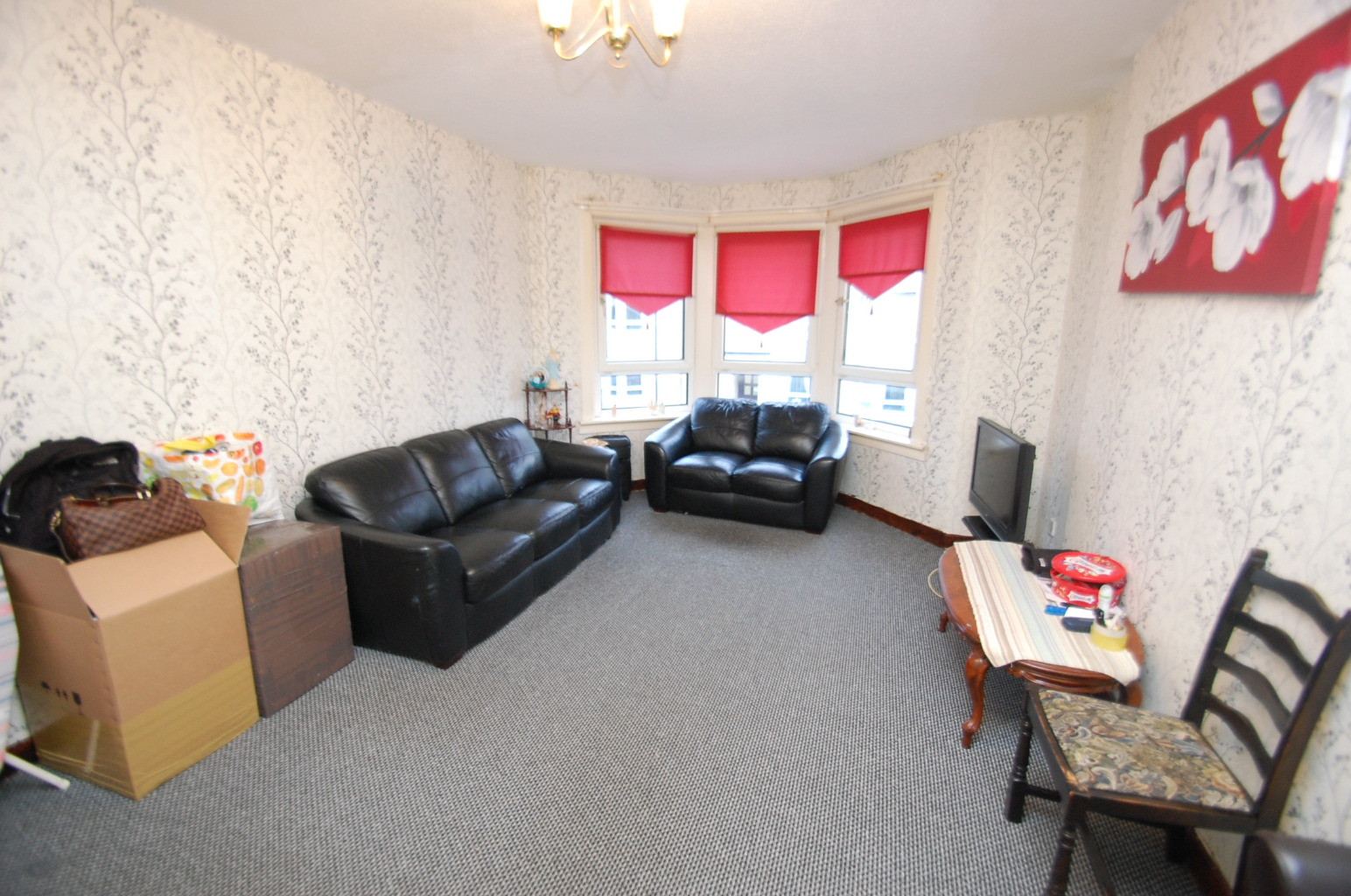 3 bed flat for sale in Bunessan Street, Glasgow  - Property Image 2