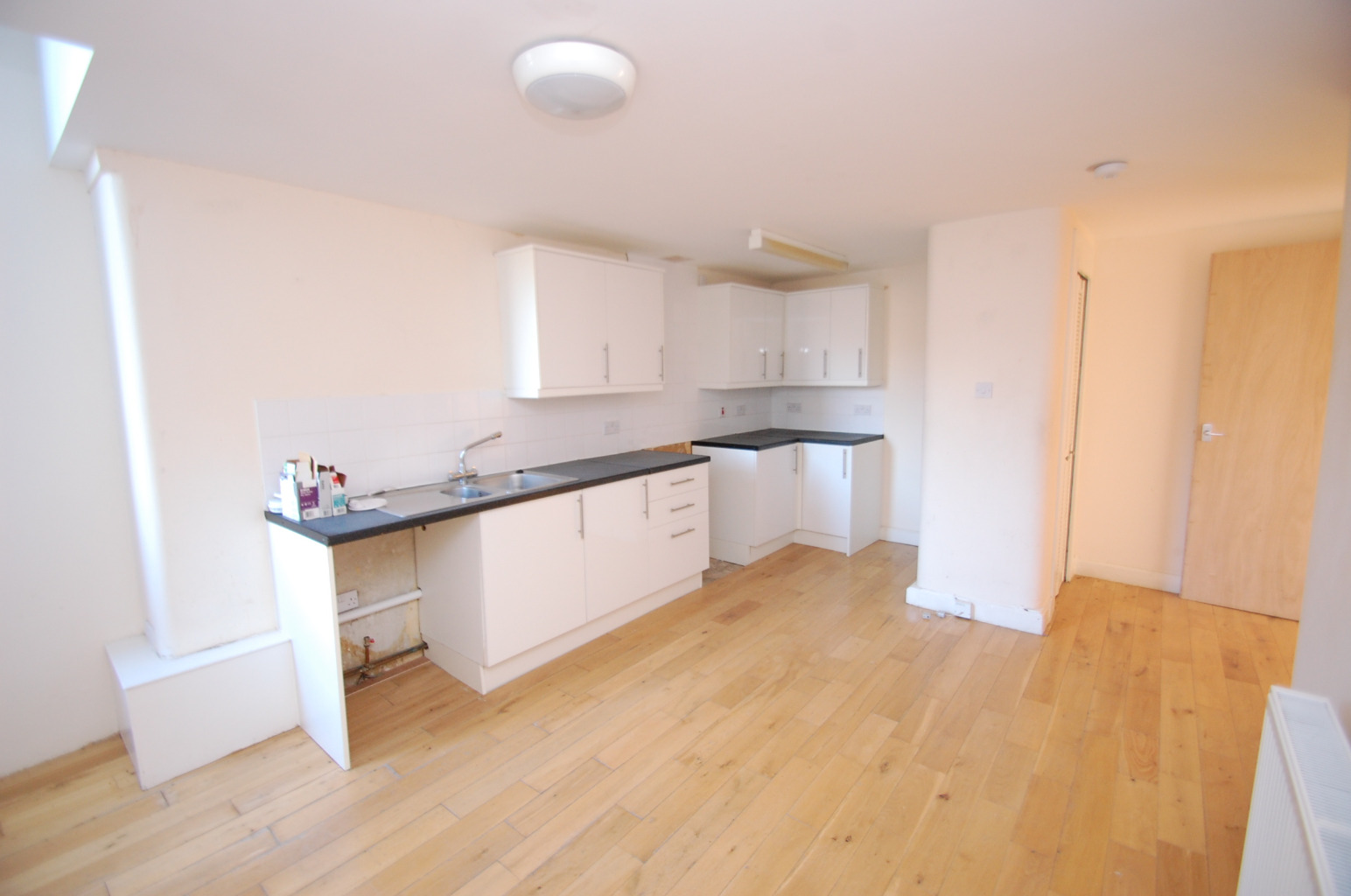 2 bed flat for sale in Nithsdale Drive, Glasgow  - Property Image 10