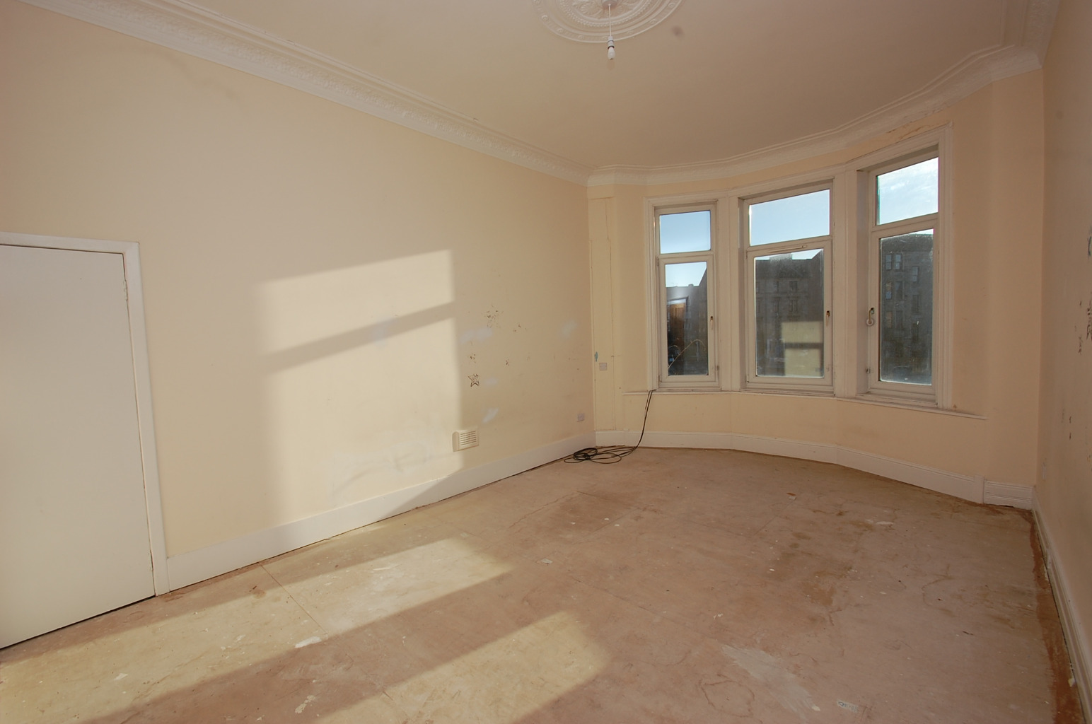 2 bed flat for sale in Nithsdale Drive, Glasgow  - Property Image 2